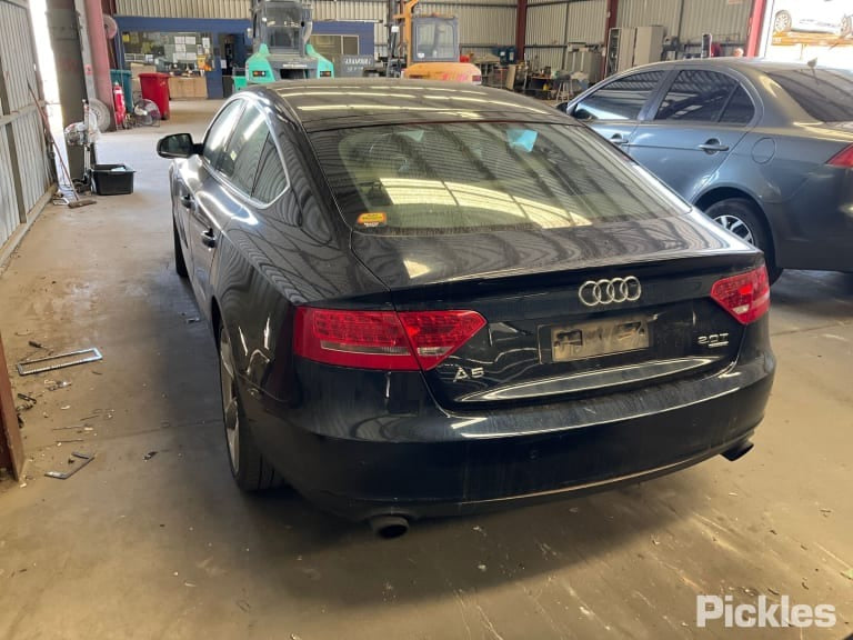 2011 AUDI A5/S5 A5, 8T, HATCH, STANDARD TYPE, 10/09-11/16 8K0413031CH RIGHT FRONT STRUT