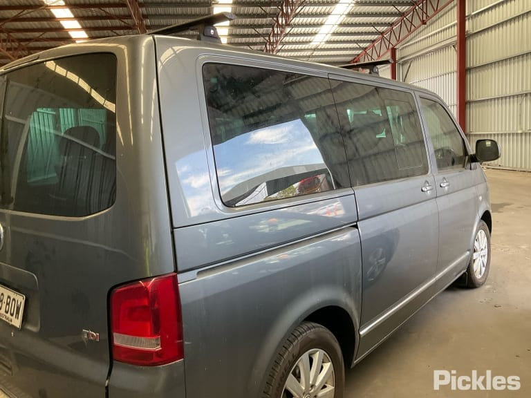 2013 VOLKSWAGEN TRANSPORTER MAIN REINFORCEMENT, T5, 09/09-06/15  F BAR REINFORC BRACK