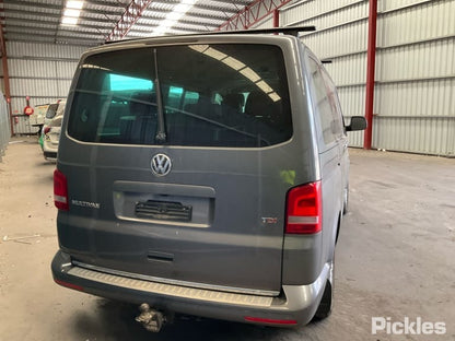 2013 VOLKSWAGEN TRANSPORTER HEAD UNIT (RCD310), DOUBLE DIN TYPE, 03/10-06/15  RADIO CD DVD SAT TV