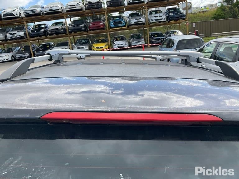 2010 VOLVO XC90 07/03-12/14  REAR GARNISH