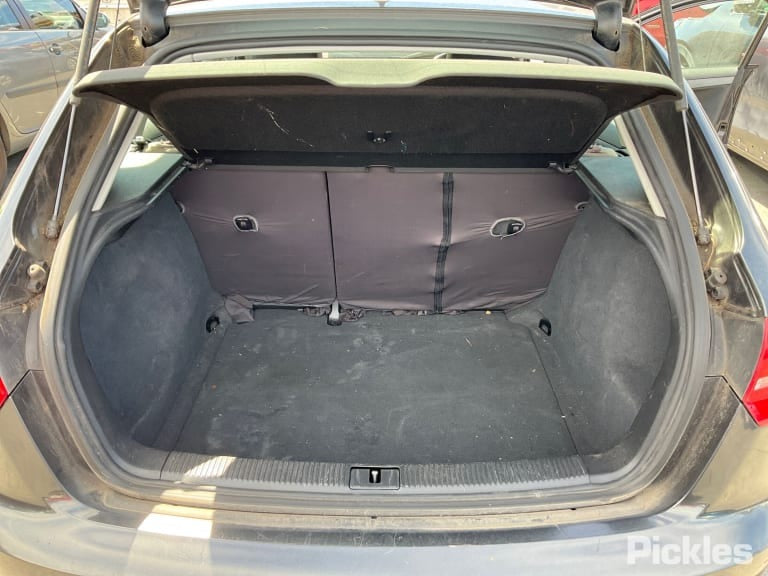 2009 AUDI A3 TAILGATE, 8P, A3/S3, 5DR HATCH, NON SPOILER TYPE, 02/05-04/13 8P4827023H BOOTLID TAILGATE