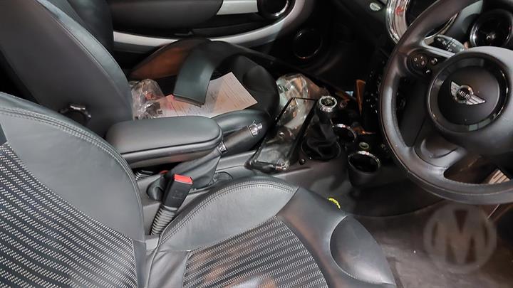 2014 MINI COOPER RH FRONT, SEAT BELT ONLY, WAGON, R55, 03/08-05/14  SEAT BELT STALK