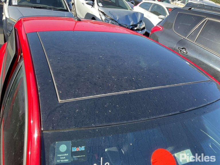 2016 VOLKSWAGEN POLO 6R, 5DR HATCH, 05/14-09/17 6R0845201A LEFT FRONT DOOR WINDOW