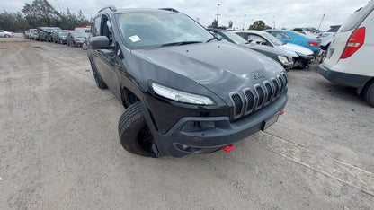 2017 JEEP CHEROKEE KL, HEAD UNIT, W/ DISPLAY UNIT, 8.4 TOUCHSCREEN, W/ SAT NAV TYPE, 02/14-11/22 68258677AC RADIO CD DVD SAT TV