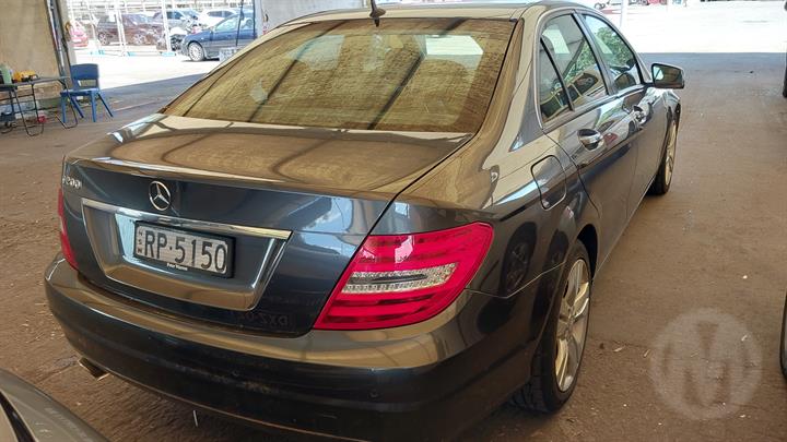 2013 MERCEDES C CLASS FRONT, NON AMG TYPE, C204/W204/S204, 07/07-01/15 A 204 330 44 11 RIGHT FRONT LOWER CONTROL ARM