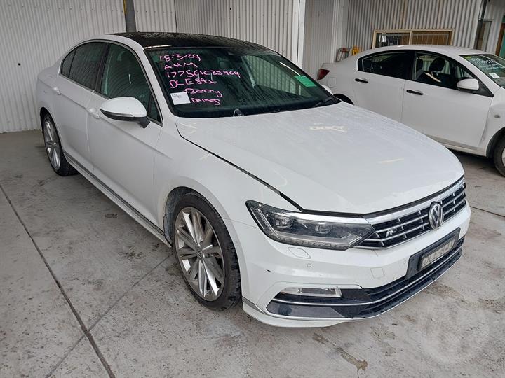 2016 VOLKSWAGEN PASSAT B8/MK7, R-LINE, W/ H/LAMP WASHER TYPE, 05/16-10/19 3G0807217T FRONT BUMPER