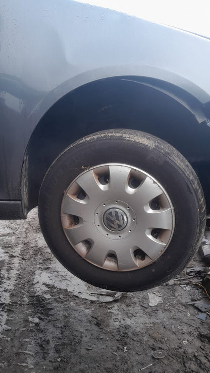 2004 VOLKSWAGEN GOLF GEN 5, HATCH, 06/04-02/09  LEFT REAR DOOR SLIDING