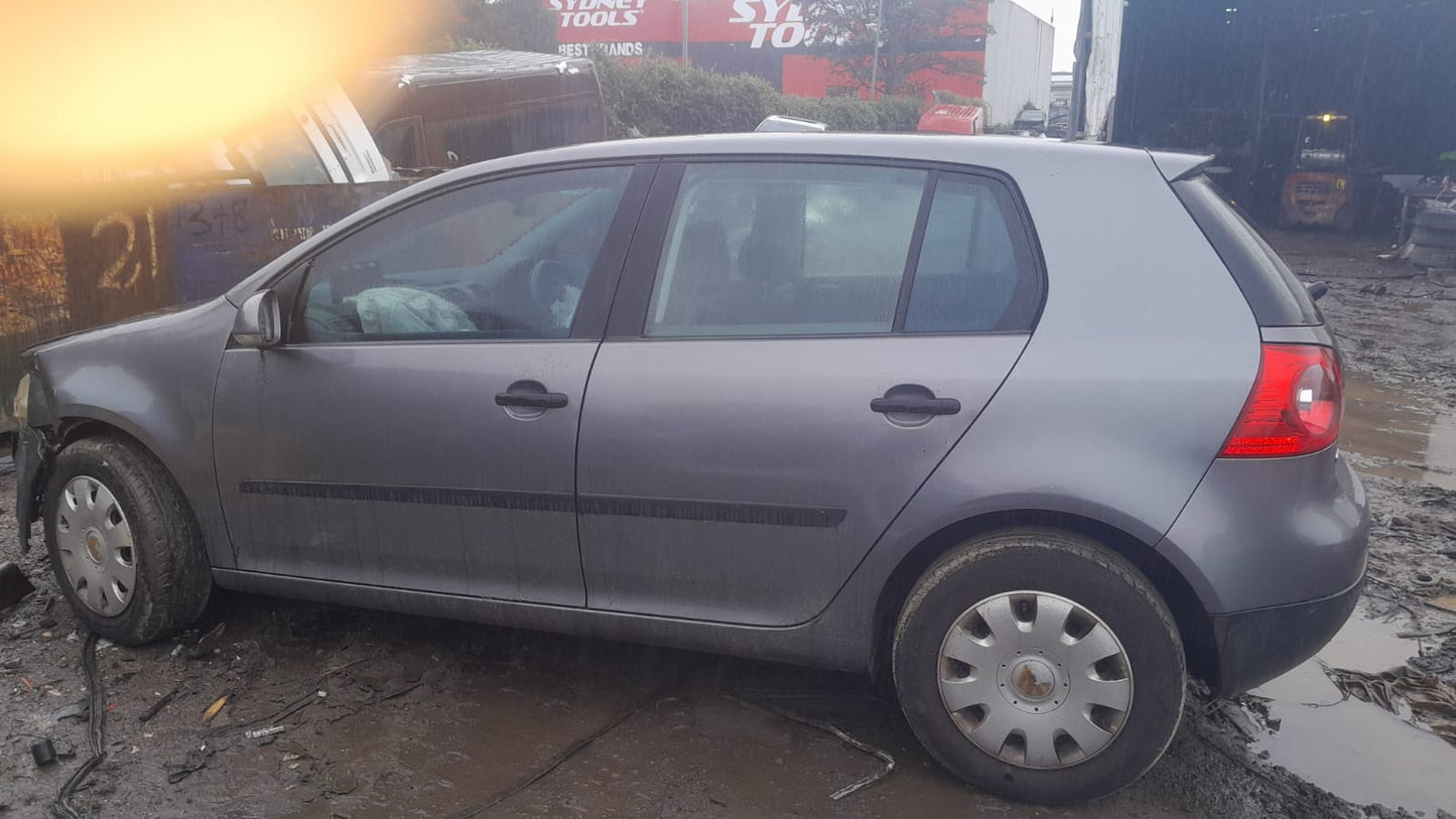 2004 VOLKSWAGEN GOLF GEN 5, DOOR REG ASSY (REG AND MOTOR), 06/04-02/09  LEFT REAR WND REG MOTOR