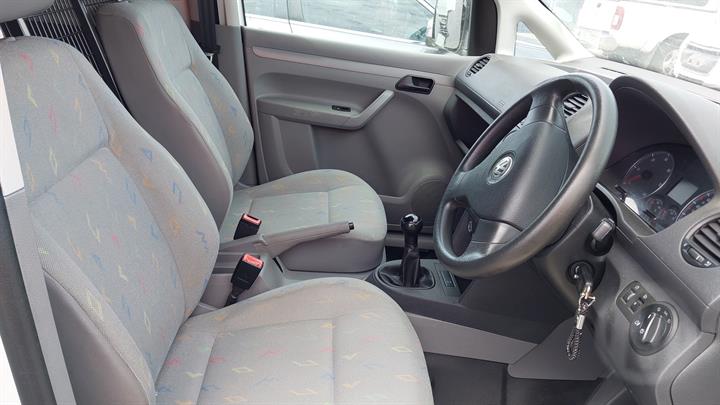 2010 VOLKSWAGEN CADDY MANUAL, DIESEL, 1.9, TURBO, 2K, LFZ CODE, 12/04-08/10 0A4300047G / 0A4300047GX TRANS GEARBOX