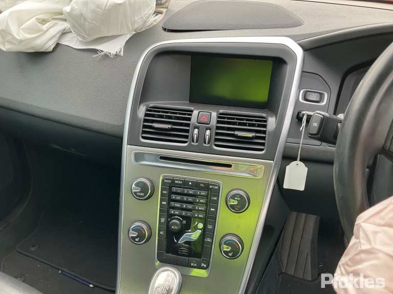 2013 VOLVO XC60 DZ, XENON TYPE, 02/09-09/13 31420682 RIGHT HEADLAMP