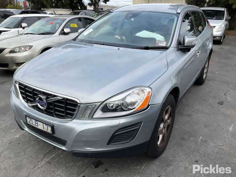 2013 VOLVO XC60 DZ, XENON TYPE, 02/09-09/13 31420682 RIGHT HEADLAMP