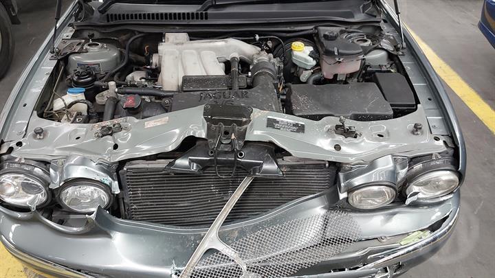 2004 JAGUAR X TYPE 09/01-12/10  FUSE BOX