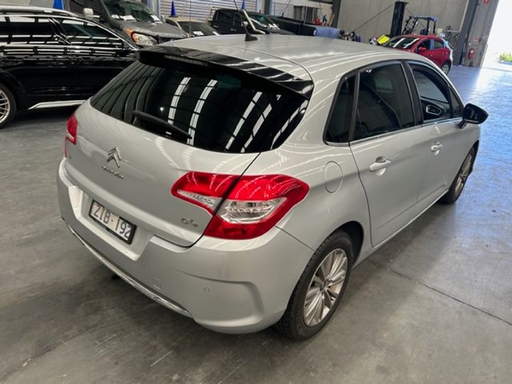 2012 CITROEN C4 5DR HATCH, B7, 10/11-12/18 9002EF LEFT FRONT DOOR