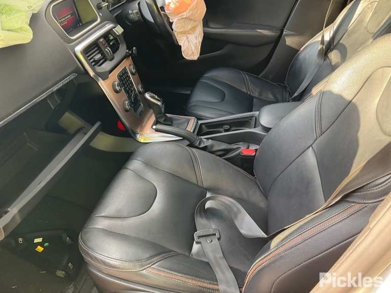 2015 VOLVO S40 V40 02/13-01/19 31367484 GEAR STICK SHIFTER