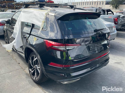 2023 SKODA KODIAQ NS, HIGH GLOSS BLACK, W/ MEMORY & AUTO DIMMING TYPE, 07/21- 567857508AD RIGHT DOOR MIRROR