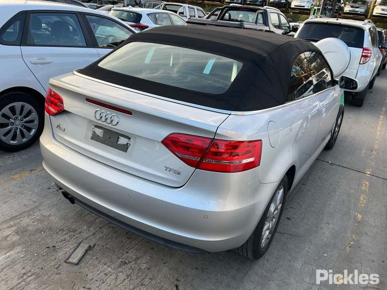 2012 AUDI A3 8P, 06/04-02/13 8P7857035H GLOVE BOX