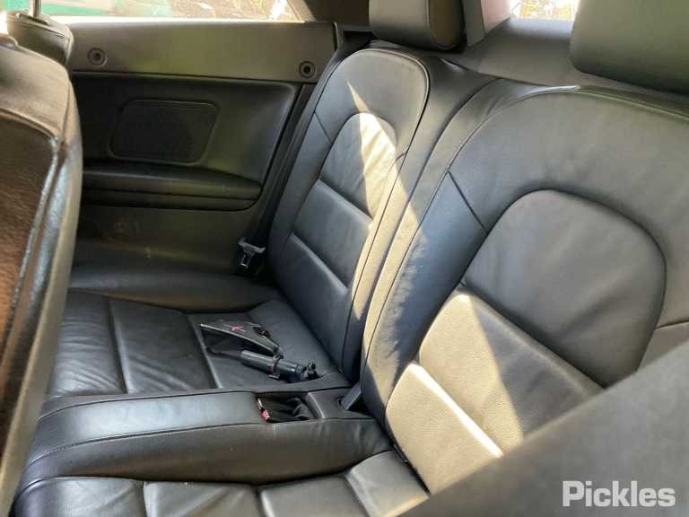 2010 AUDI A3 RH FRONT, SEAT BELT ONLY, 2DR CABRIO, BLACK, 8P, 07/08-04/13  SEAT BELT STALK