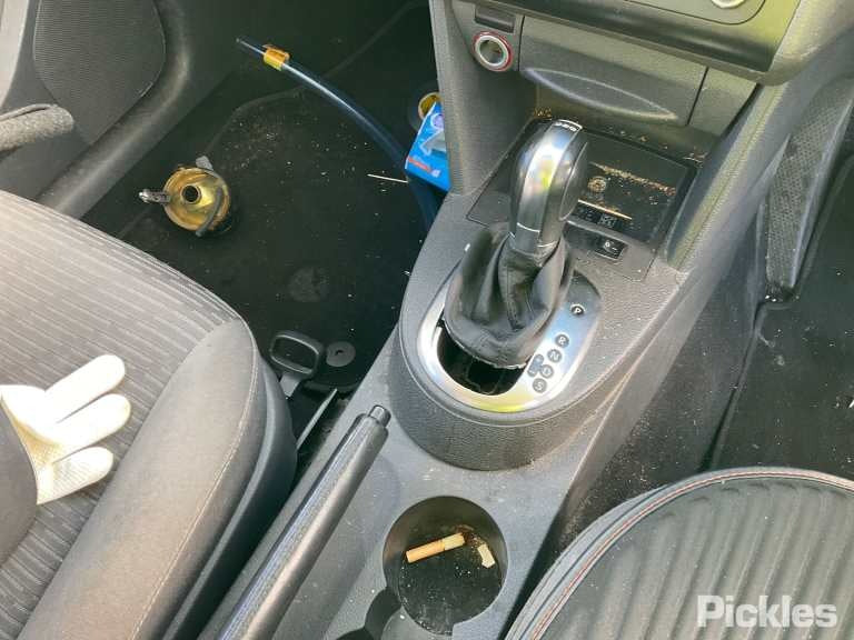 2011 VOLKSWAGEN CADDY 2K, 12/04-06/15  2K0 831 056 B RIGHT FRONT DOOR