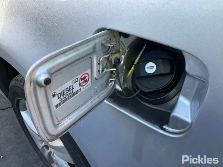 2011 VOLKSWAGEN CADDY 2K, 12/04-06/15  2K0 831 056 B RIGHT FRONT DOOR