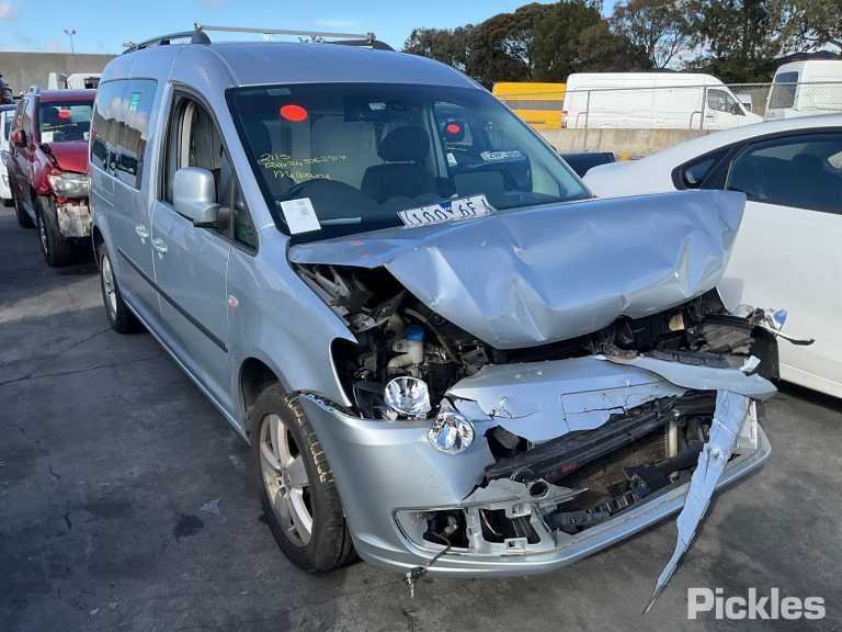 2011 VOLKSWAGEN CADDY 2K, 12/04-06/15 2K0 845 201 C LEFT FRONT DOOR WINDOW