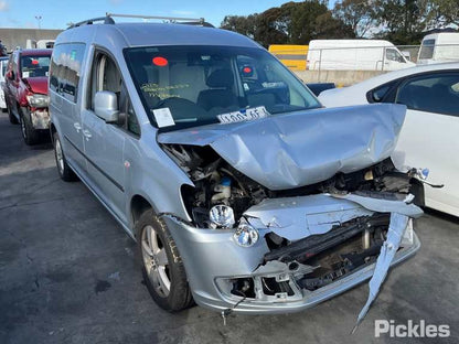 2011 VOLKSWAGEN CADDY 2K, 12/04-06/15 2K0 845 201 C LEFT FRONT DOOR WINDOW