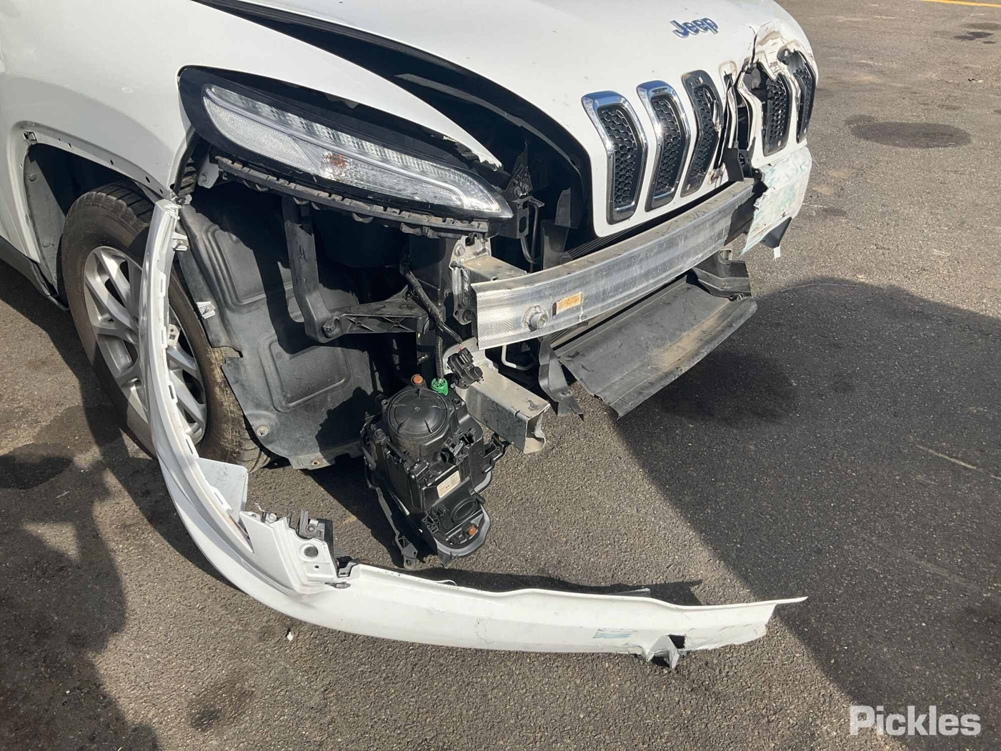 Wrecking 2015 JEEP CHEROKEE for Used Parts CH1434