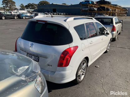 2011 PEUGEOT 308 T7, 09/07-01/14 6362Q2 COURTESY LIGHT