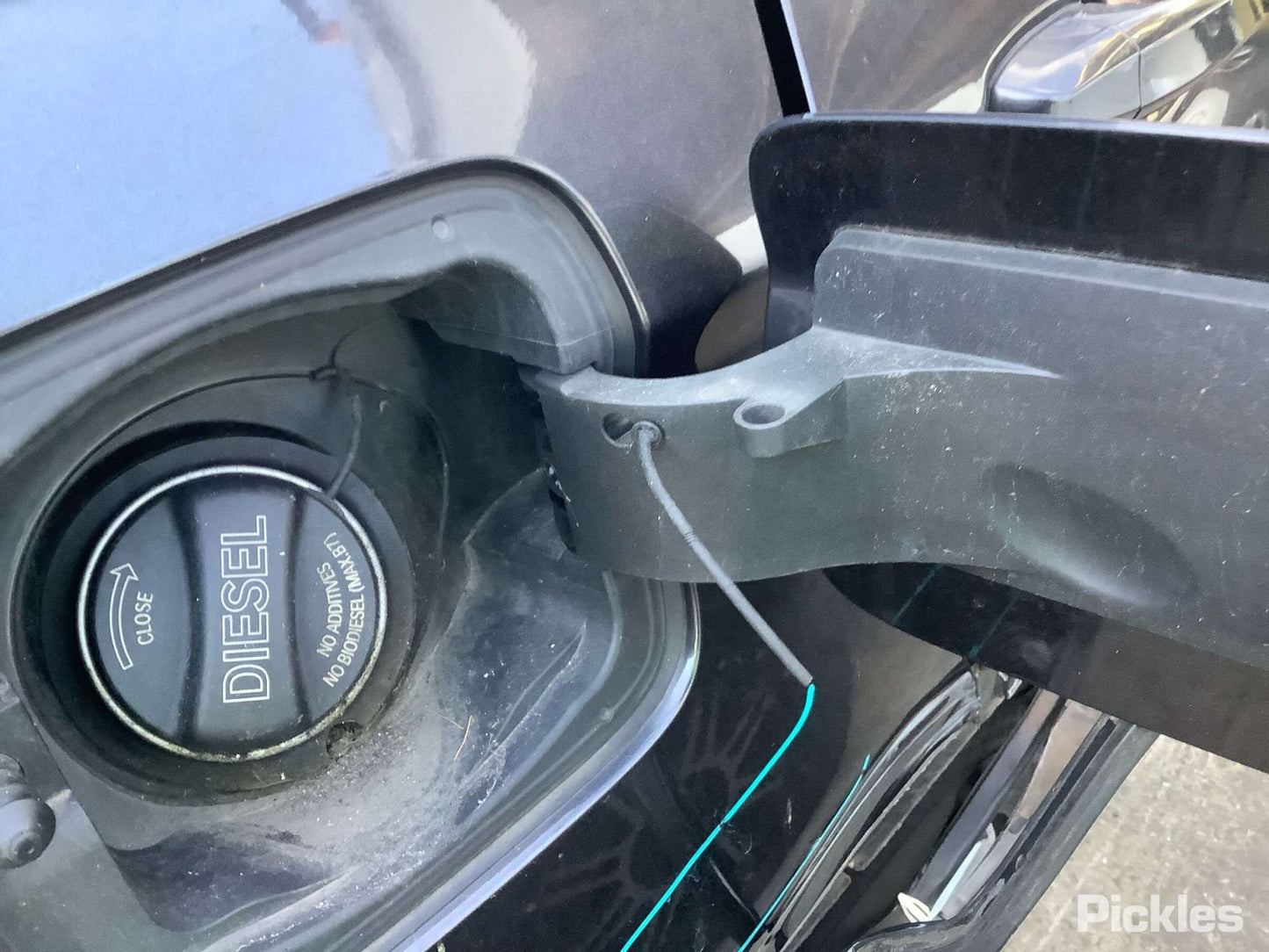 2014 BMW X5 LH REAR, SEAT BELT ONLY, F15, 09/13-07/18 72117343645 SEAT BELT STALK