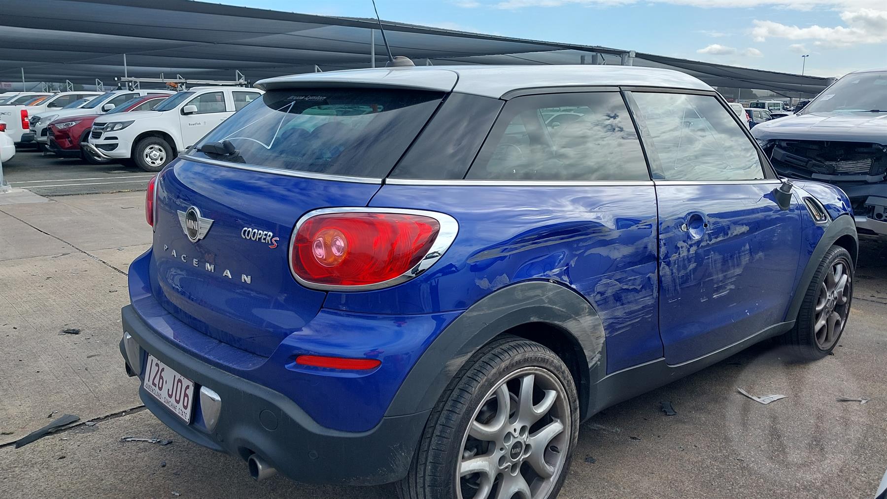Wrecking 2015 MINI PACEMAN for Used Parts MN1448