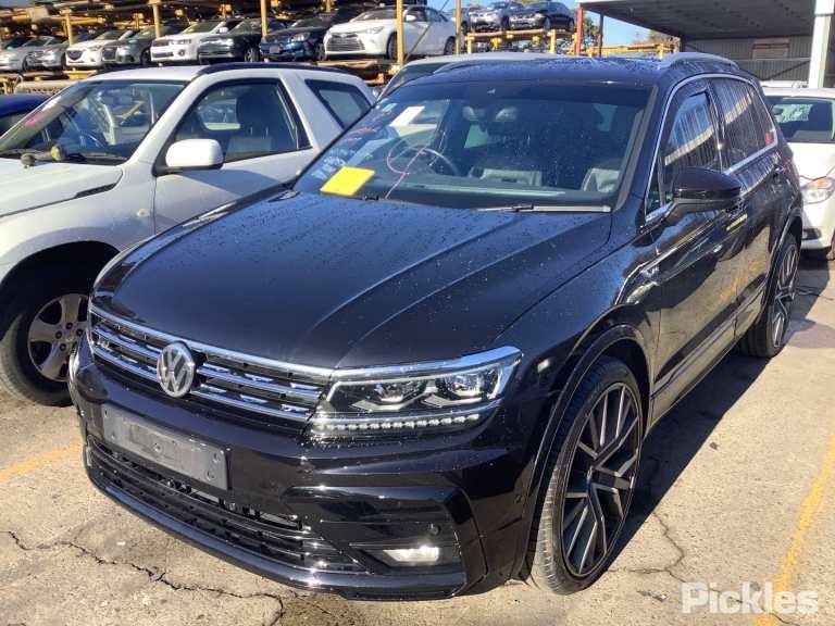 2019 VOLKSWAGEN TIGUAN IN BODY, LED TYPE, W/ DYNAMIC INDICATORS (8SQ), 5NA, 06/16-05/21 5NA945208F RIGHT TAILLIGHT