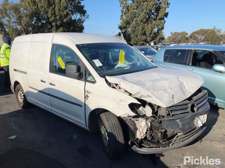 2016 VOLKSWAGEN CADDY PETROL, 1.4, CZCB CODE, BOSCH, 2KN, 07/15-02/21 0AM911023N/0AM911022C STARTER