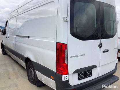 2022 MERCEDES SPRINTER LH SLIDING DOOR ROLLER (CENTRE), VAN, VS30, 05/18-   DOOR HINGE RUNNER