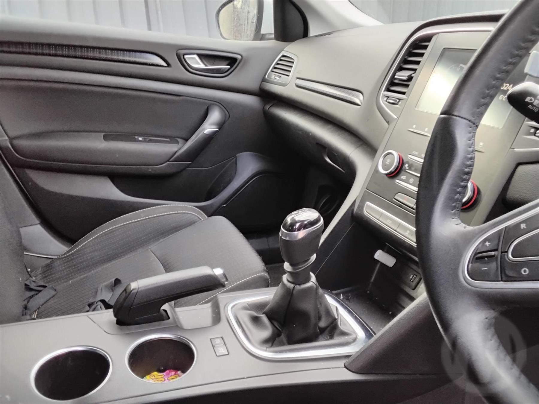 2017 RENAULT MEGANE BFB, HATCH, 06/16-02/20 821011161R LEFT REAR DOOR SLIDING