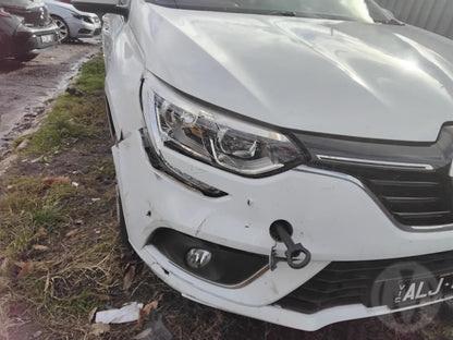 2017 RENAULT MEGANE BFB/KFB, HATCH/WAGON, 06/16-02/20 260605227R LEFT HEADLAMP