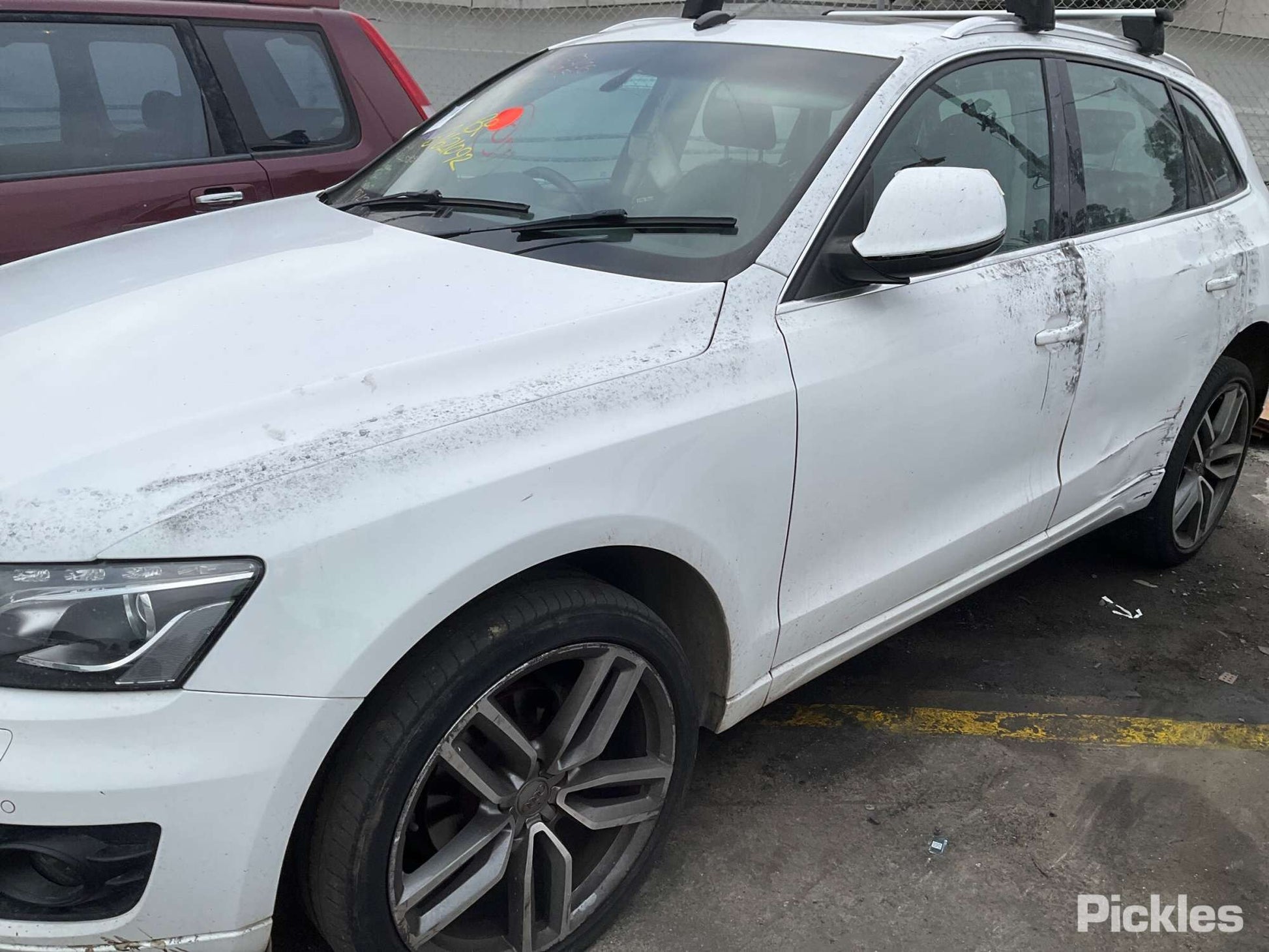 2011 AUDI Q5 FRONT (CENTRE), W/ SUNROOF CONTROLS, 8R, 12/08-01/17 8T0947140 COURTESY LIGHT