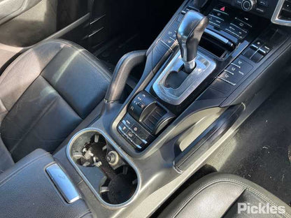 2011 PORSCHE CAYENNE 92A, 07/10-04/18 95853101100 LEFT FRONT DOOR