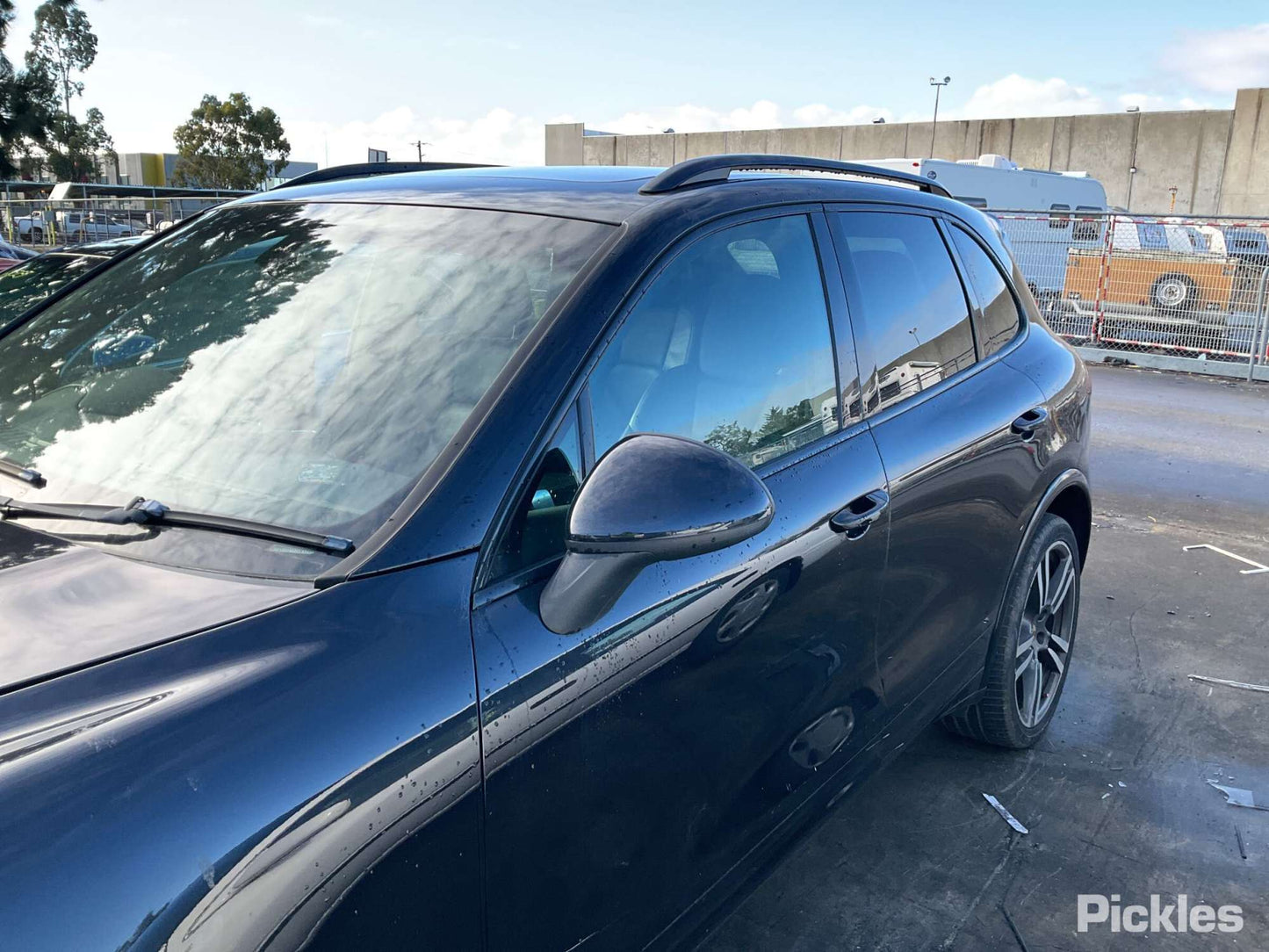 2011 PORSCHE CAYENNE 92A, 07/10-04/18 95853101100 LEFT FRONT DOOR