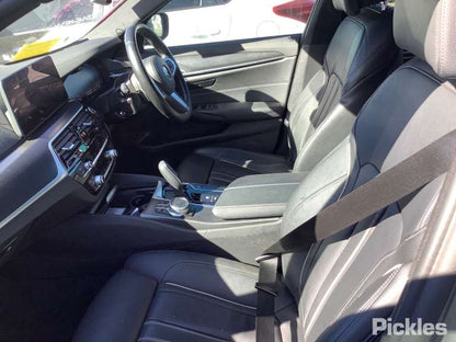 2022 BMW 5 SERIES G30/G31, SEDAN/WAGON, BODY COLOURED, W/ LANE CHANGE, W/ AUTO DIP TYPE, 03/17-05/23 51167485260 RIGHT DOOR MIRROR