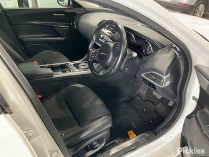 2015 JAGUAR XE X760, 05/15- T2H34368 AIR CLEANER BOX