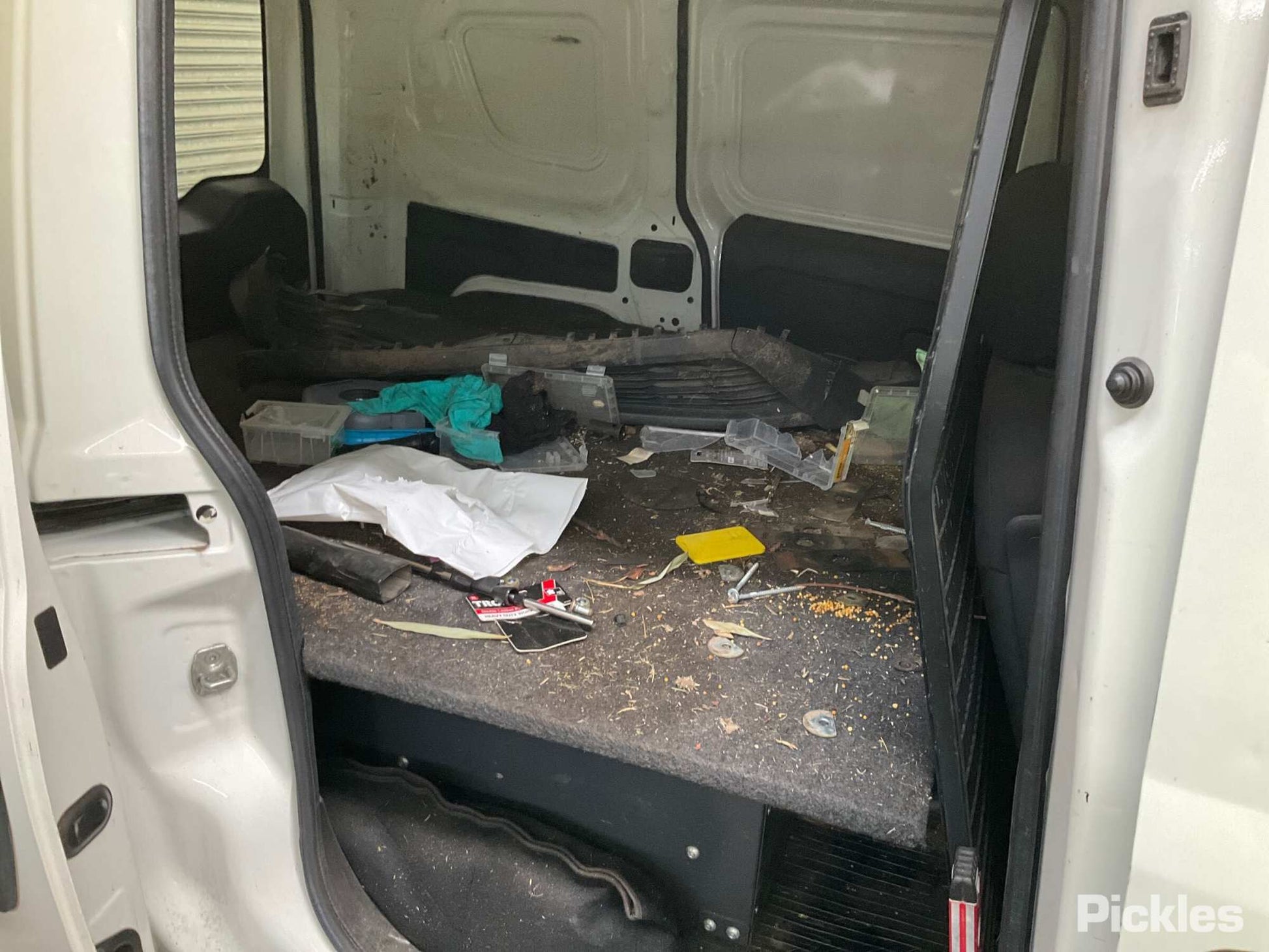 2017 FIAT DOBLO 263, 12/14-12/20  LEFT REAR DOOR SLIDING