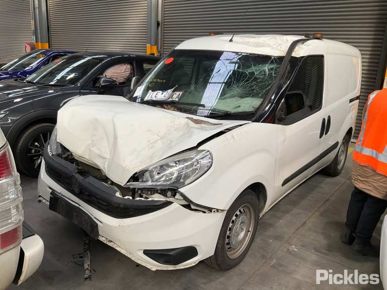 2017 FIAT DOBLO 263, W/ PARK SENSOR TYPE, 12/14-12/20  REAR BUMPER