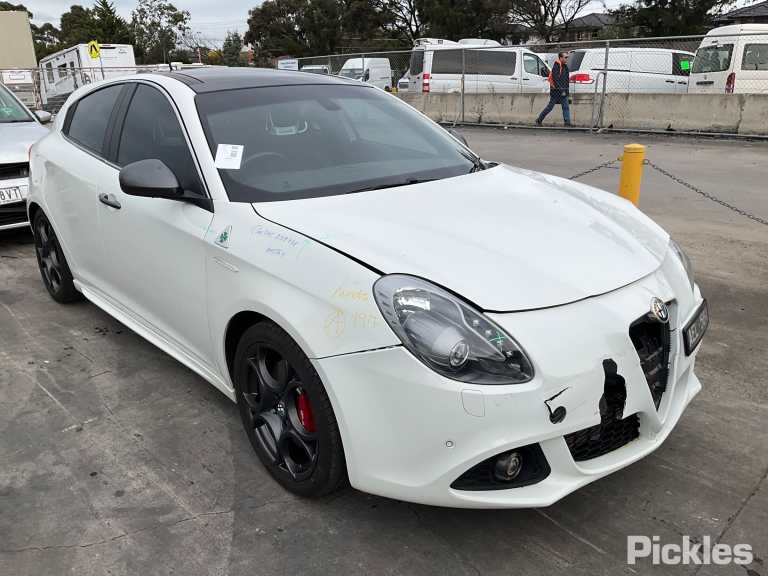 2016 ALFA ROMEO GIULIETTA 940 SERIES, 01/11-12/20  FUEL DOOR FILLER