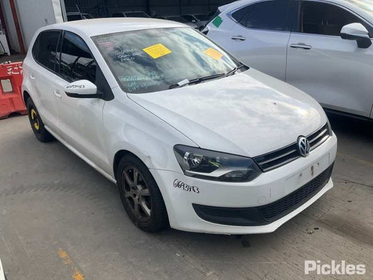 2013 VOLKSWAGEN POLO AUTO T/M, PETROL, 1.2, 6R, 05/10-05/14 6R0407761B LEFT DRIVESHAFT