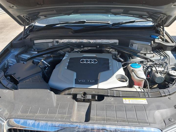 2011 AUDI Q5 DIESEL, 3.0, TURBO, 8R, CCWA CODE, 12/08-10/12  ENGINE