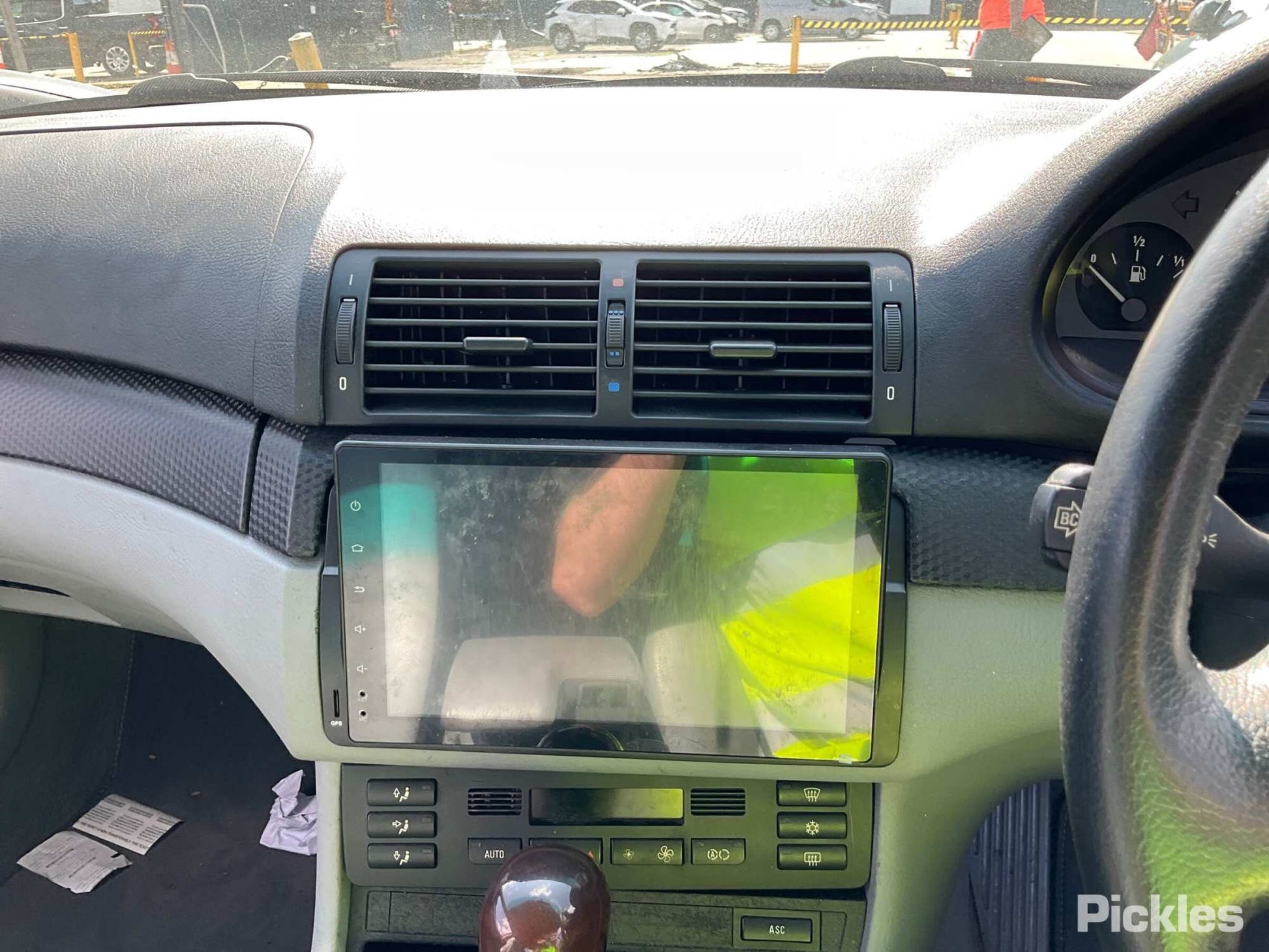 2001 BMW 3 SERIES E46, SEDAN, CLEAR FLASHER TYPE, 09/98-09/01 6321836492163218364921 LEFT TAILLIGHT