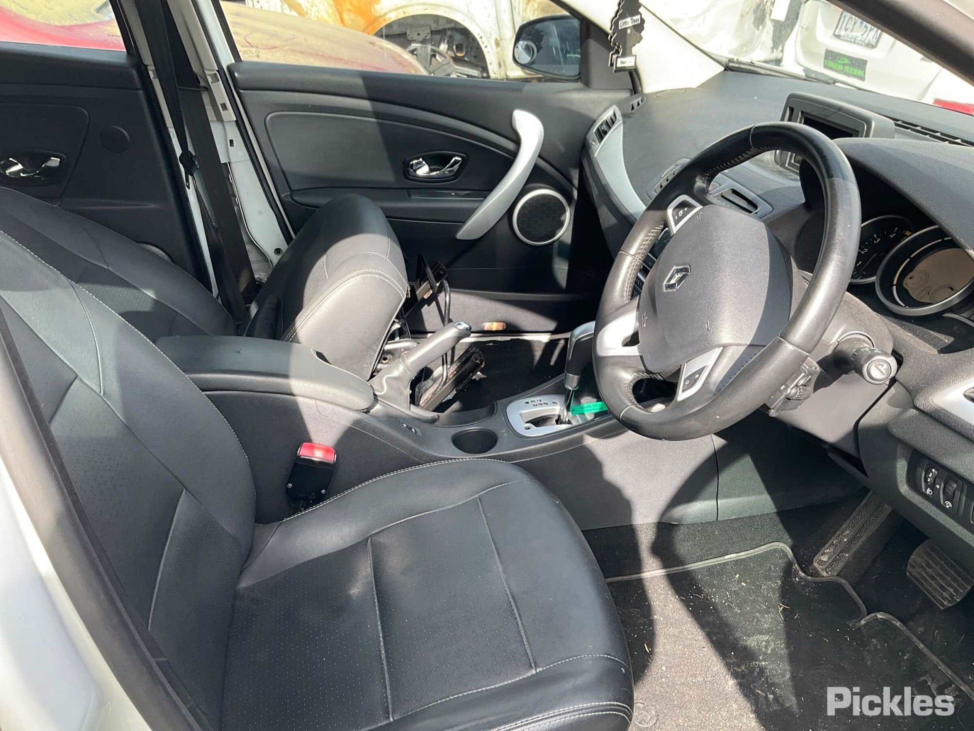 2012 RENAULT MEGANE  X32/B95, 5DR HATCH, 09/10-05/16 752107160R  RADIATOR SUPPORT