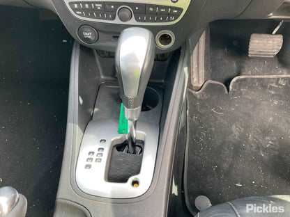 2012 RENAULT MEGANE UNDER DASH, X32/X95, 09/10-05/16 243516967R FUSE BOX