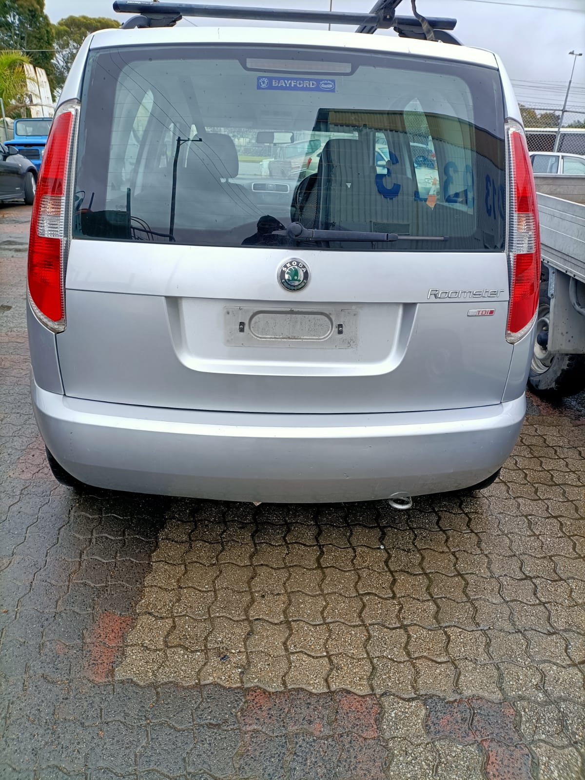 2008 SKODA ROOMSTER 5J 10/07-01/14 5J0853668A GRILLE