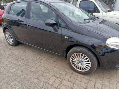 2007 FIAT PUNTO 07/06-12/09 51855634 RIGHT GUARD