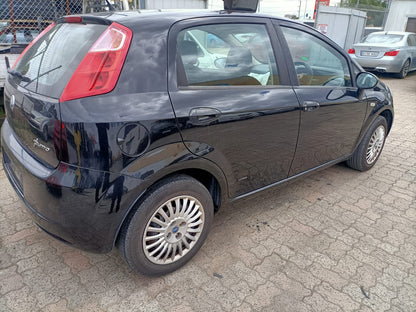 2007 FIAT PUNTO 07/06-12/09  LEFT GUARD